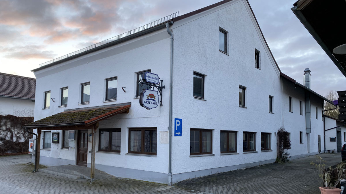 Über 900 Kartons voll mit Kuschelkissen als Tröster für kranke Kinder