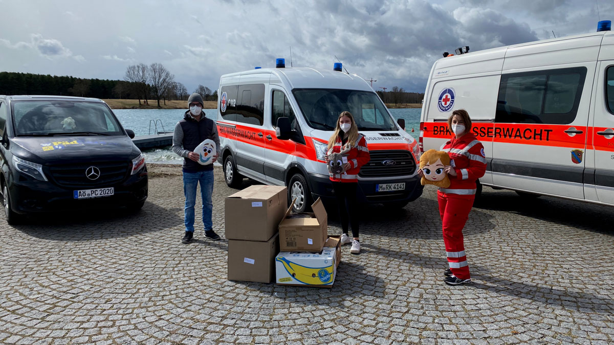 540 Kuschelkissen für die Kreiswasserwacht München